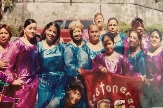 ¡Escándalo! Expulsan del Carnaval de Veracruz a las icónicas Bastoneras del 14  